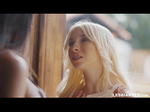 ❤️ Tjejen kommer hem några månader senare och slutar med att äta sin styvmors fitta. Sexvideo at porn sv.comicsporn.ru ️❤